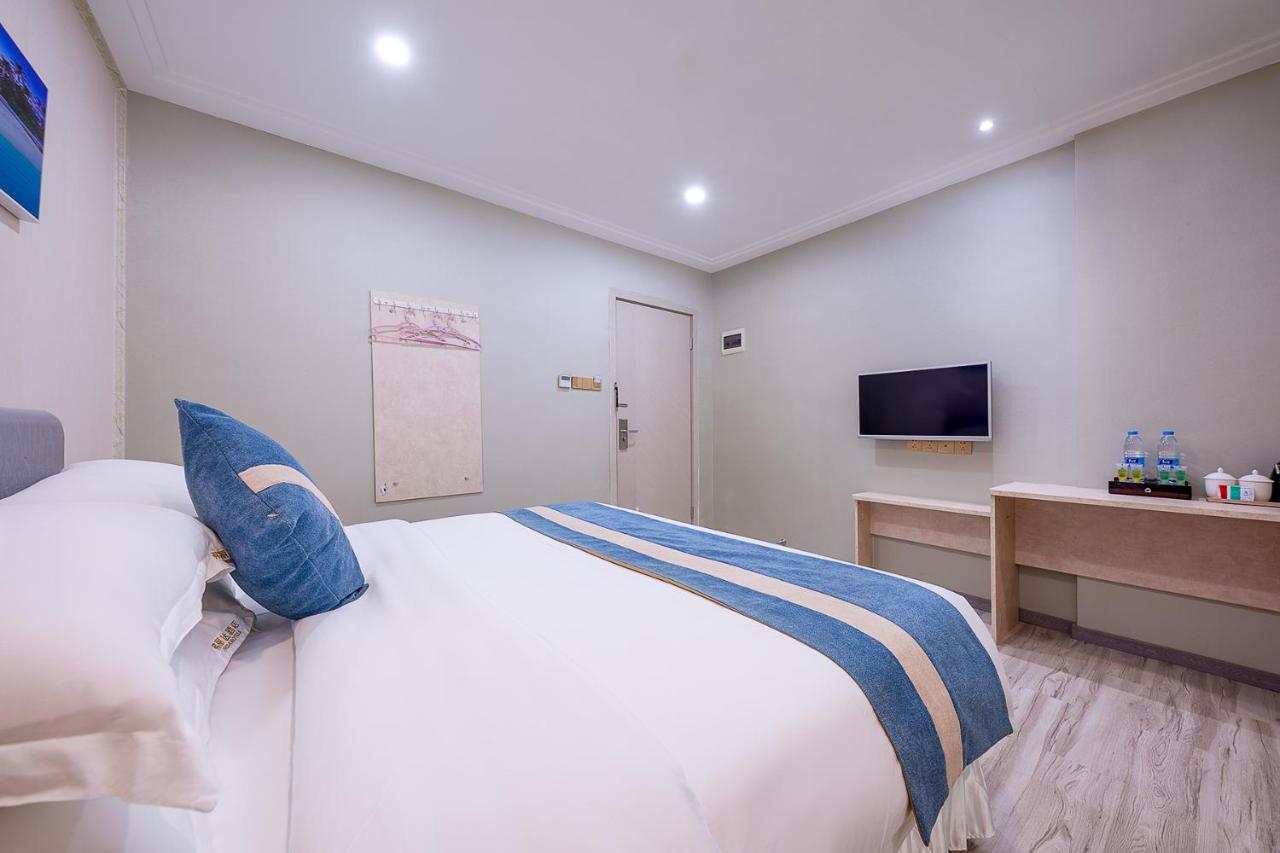 Frida Hotels Guangzhou Baiyun International Airport מראה חיצוני תמונה