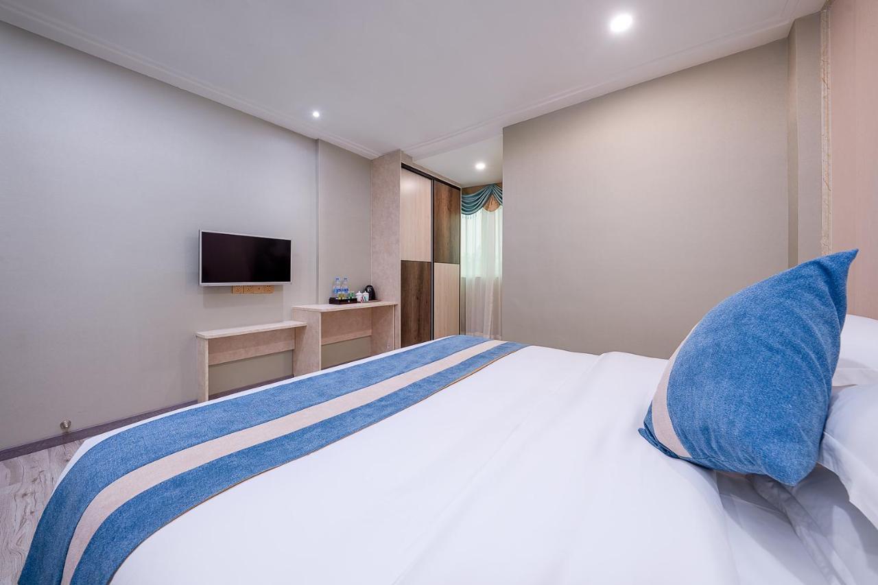 Frida Hotels Guangzhou Baiyun International Airport מראה חיצוני תמונה