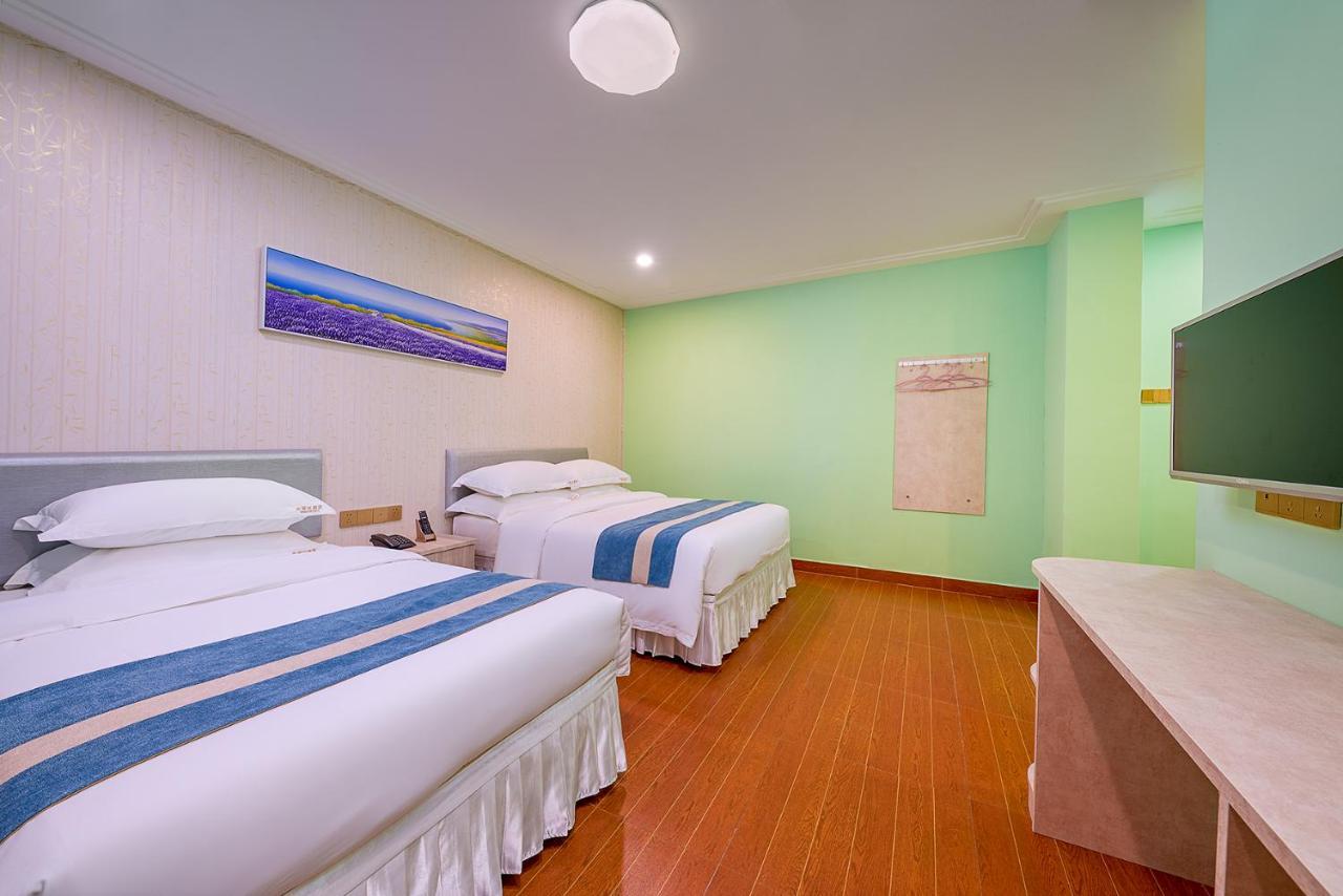 Frida Hotels Guangzhou Baiyun International Airport מראה חיצוני תמונה